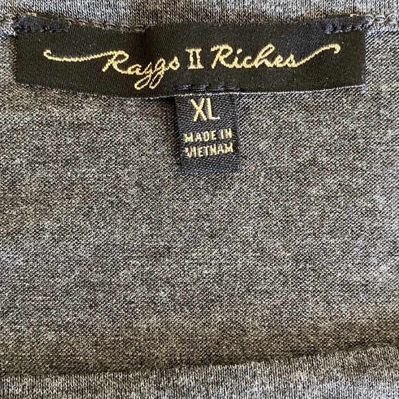 Women's Rags to Riches Top Long Sleeve Gray V-Neck Form Fitting Size XL - Picture 4 of 4